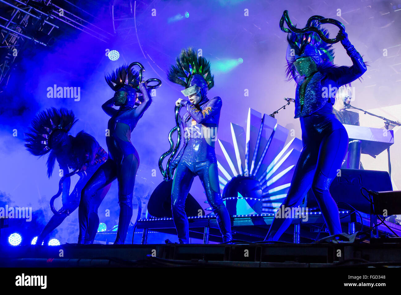 mitglieder von empire of the sun