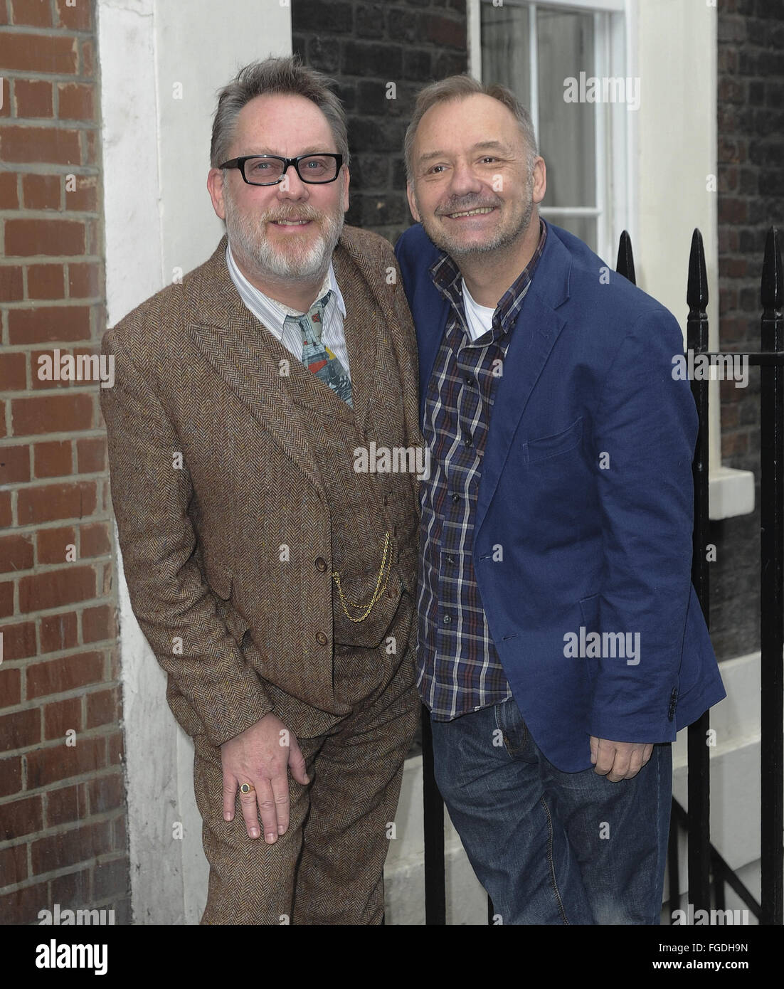 Vic reeves and bob mortimer hi res stock photography and images alamy