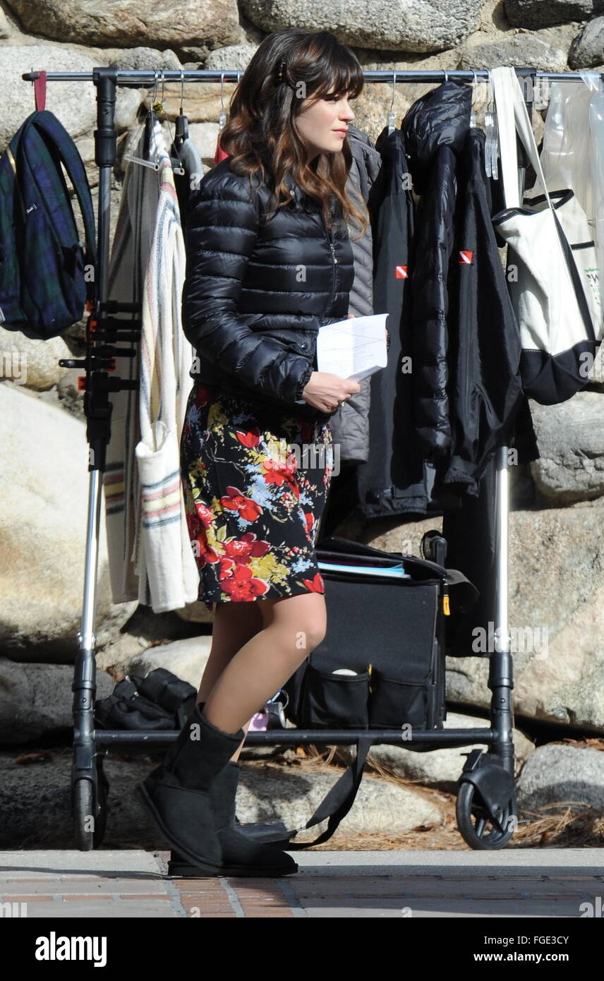 Zooey Deschanel back on set for "New Girl". The actress wears ugg boots and  a down jacket to her dress. Featuring: Zooey Deschanel Where: Pasadena,  California, United States When: 13 Jan 2016