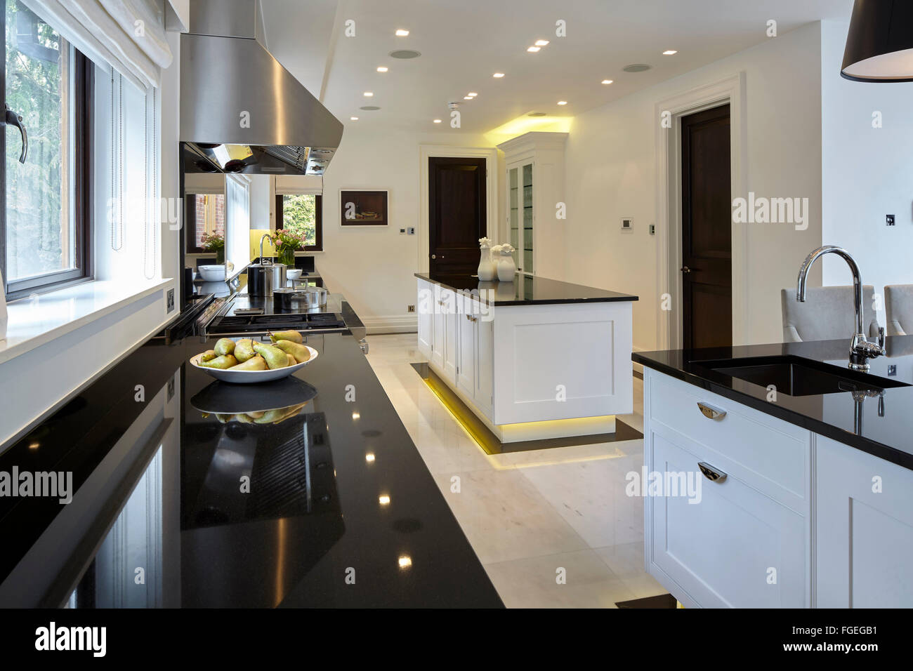 Smallbone Kitchen Interior With Island In Black White Gloss