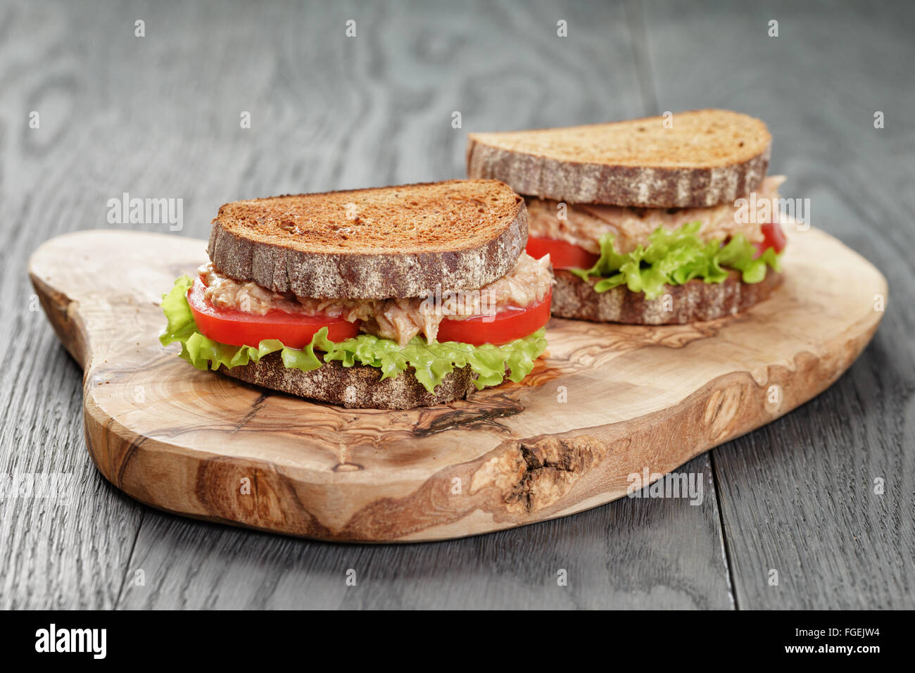 rye bread sandwich with tuna and vegetables Stock Photo Alamy