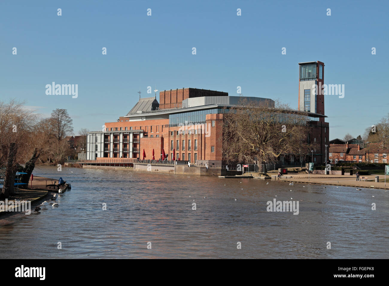 The Royal Shakespeare Theatre On The River Avon In Stratford Upon Avon 