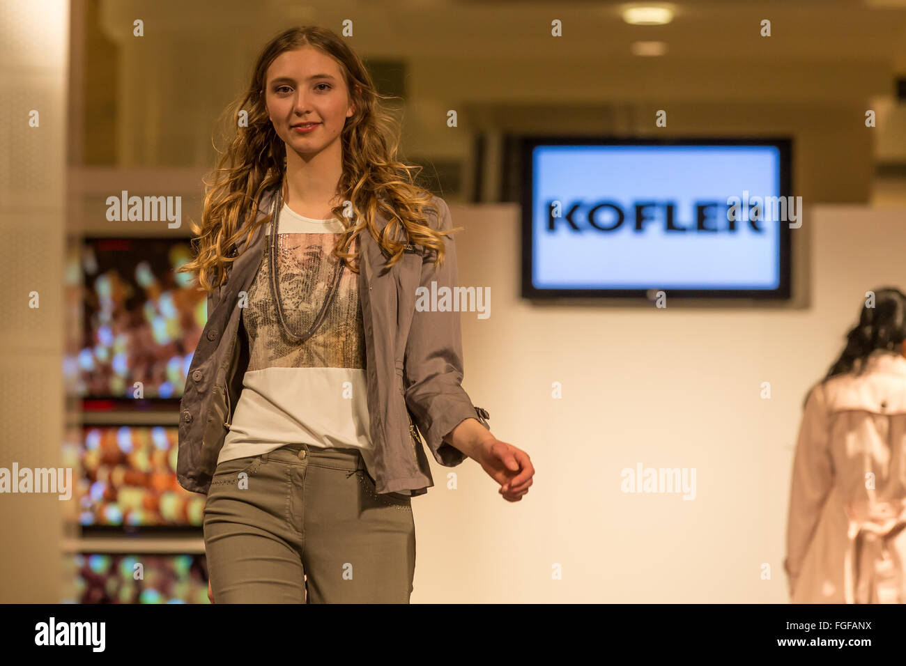 Fashion Show - Spring - Summer 2015 Stock Photo - Alamy