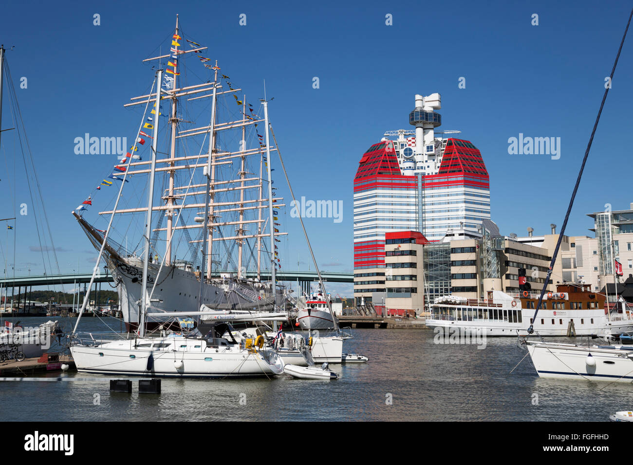 Barken Viking ship and the building (The Lipstick