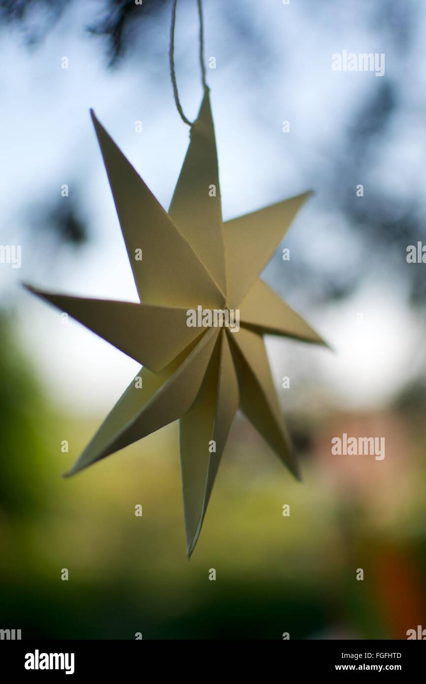 Star of paper hi-res stock photography and images - Alamy