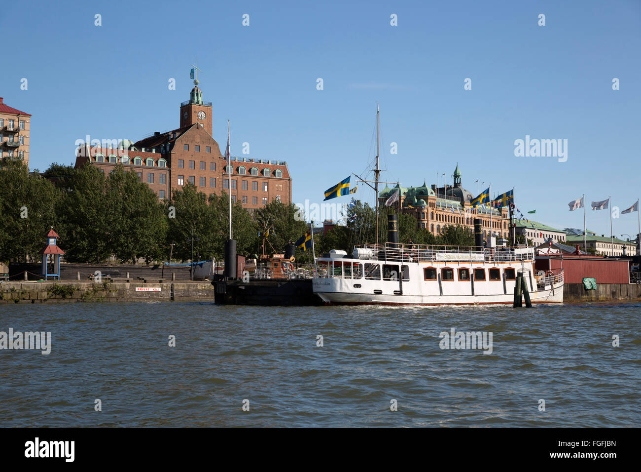 Maritiman ship museum and waterfront buildings, Gothenburg, West Gothland, Sweden, Scandinavia, Europe Stock Photo