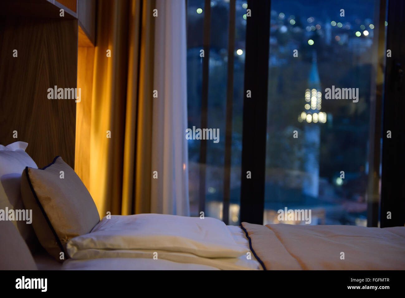 modern hotel room Stock Photo - Alamy