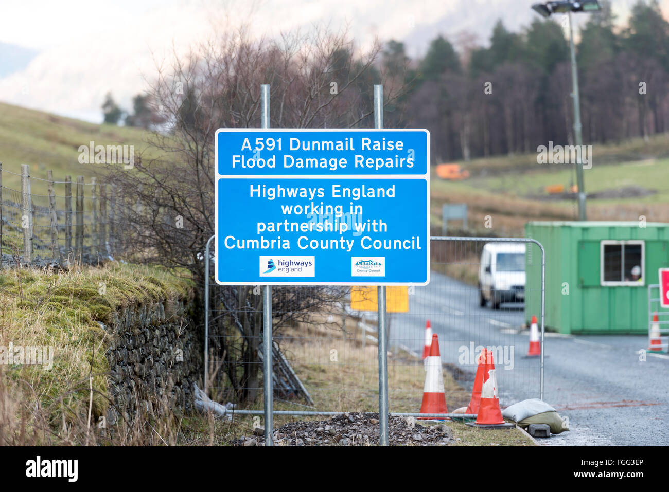 Temporary road constructed at Thirlmere, Dunmail Riase Lake District, Cumbria after the A591 was washed away by Storm Desmond Stock Photo