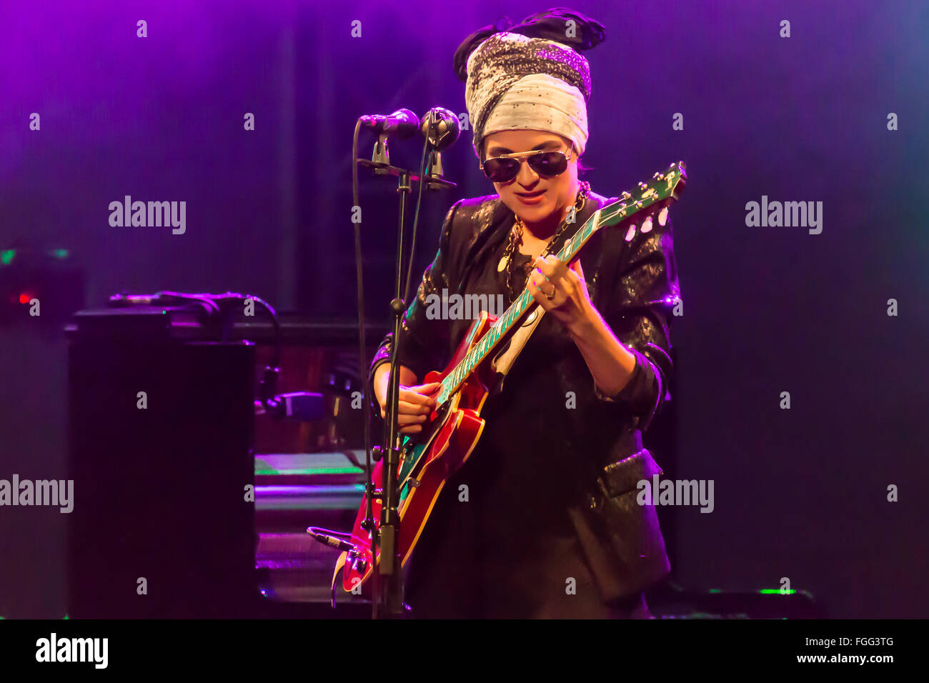 Melody gardot hires stock photography and images Alamy