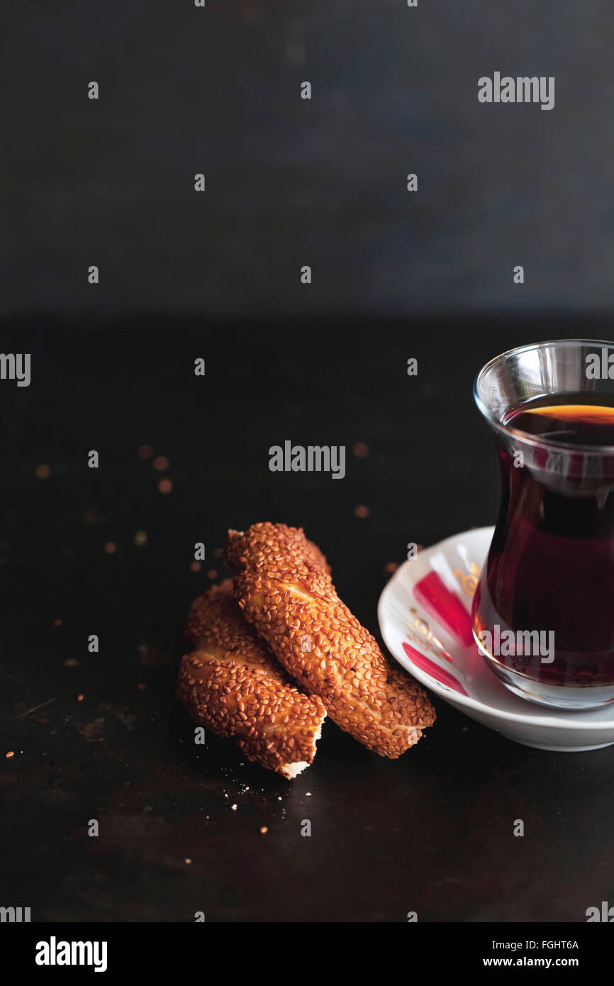 Traditional Turkish tea and simit bread Stock Photo - Alamy
