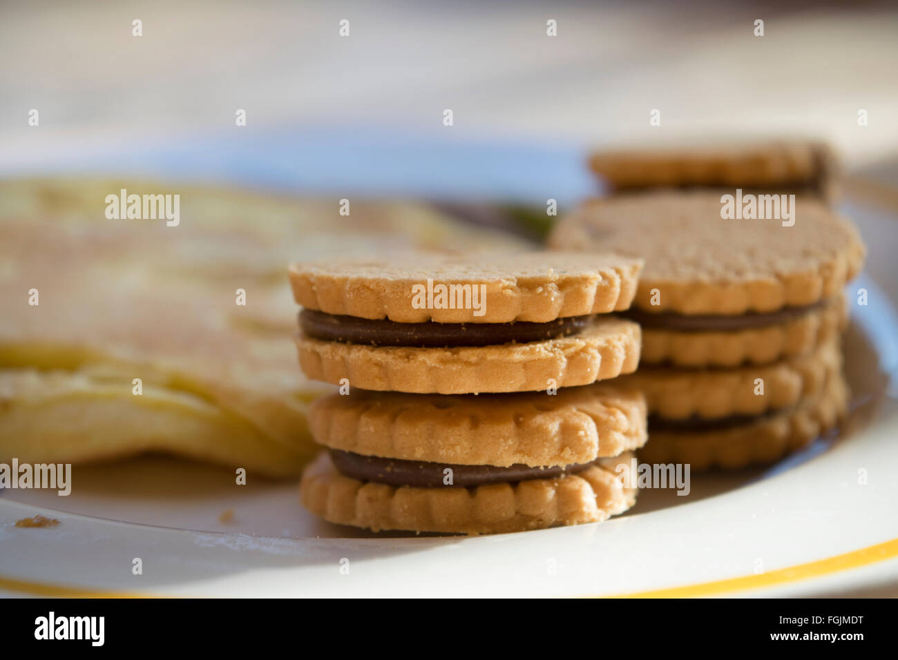 Sandwich biscuits with chocolate filling Stock Photo Alamy