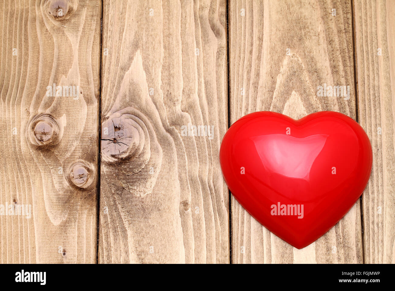 heart shape on grunge wooden background with copy space Stock Photo - Alamy