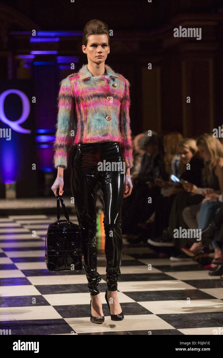 St andrews fashion show hires stock photography and images Alamy