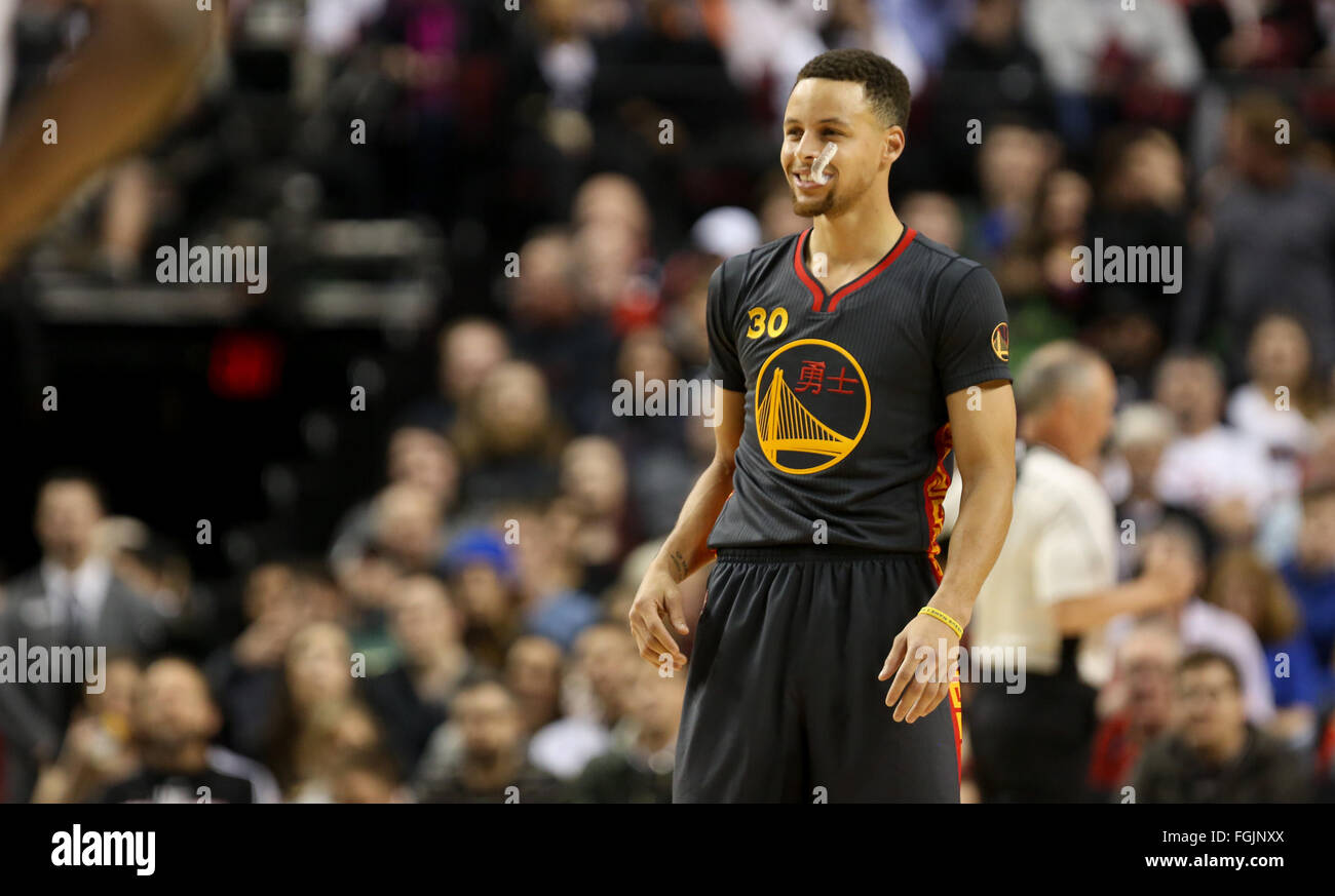 File:Golden State Warriors bench.jpg - Wikimedia Commons