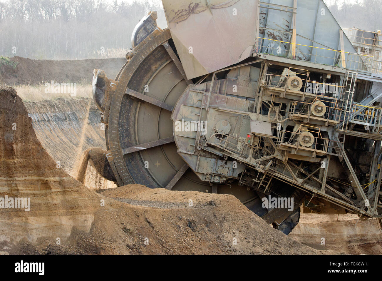 Giant bucket wheel excavator mining Stock Photo