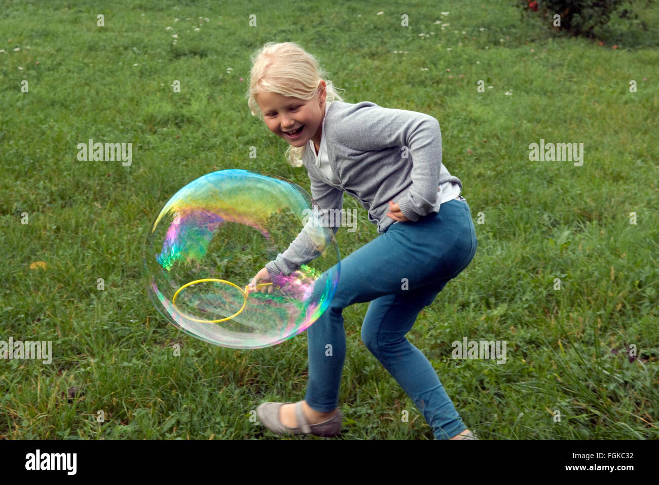 Maedchen, Seifenblasen, Stock Photo