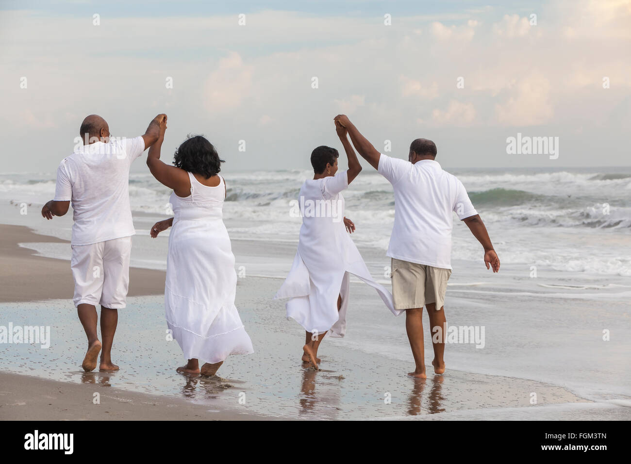 Old african american couple dancing hi-res stock photography and images ...