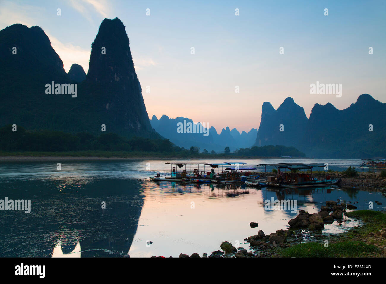 Li River at dusk, Xingping, Yangshuo, Guangxi, China Stock Photo