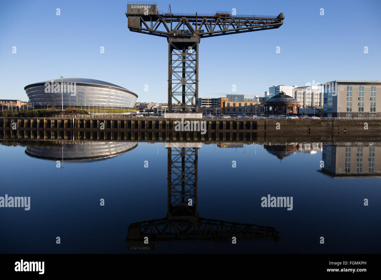 Glasgow River Clyde Crane Hydro Stock Photo
