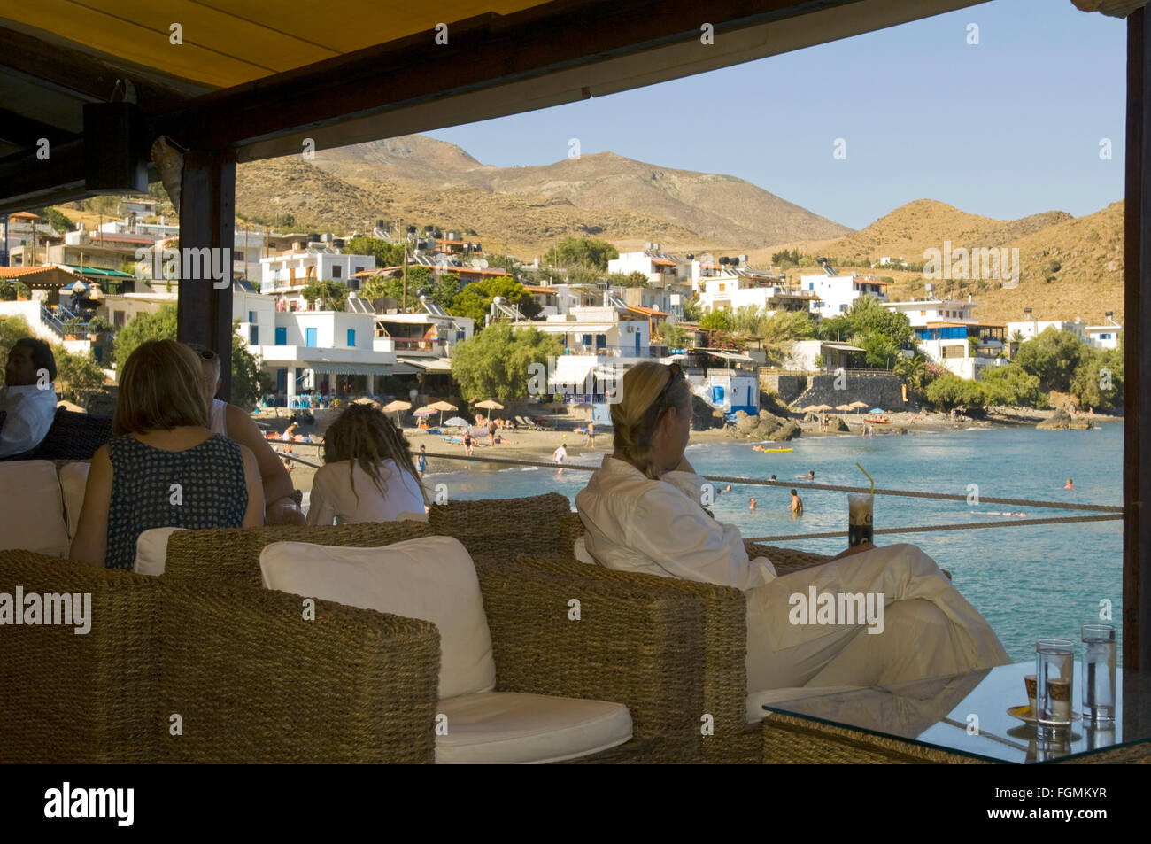 Griechenland, Kreta, Lendas, ein bisher wenig erschlossener, Urlaubsort mit einem kleinen Strand und ein paar Tavernen. Eine Bar Stock Photo