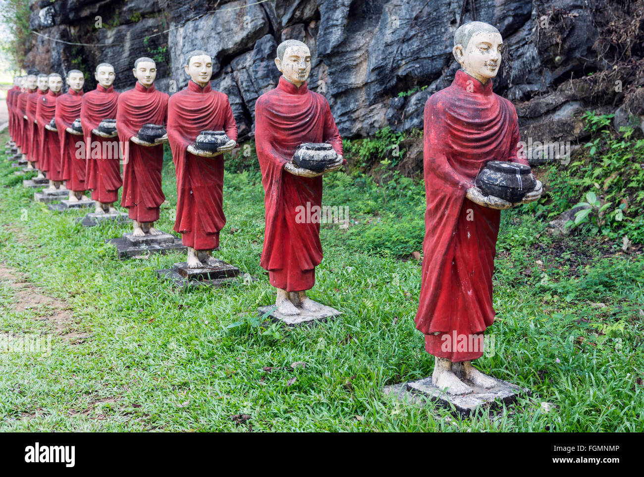 Monk statues in Hpa An, Burma Stock Photo Alamy
