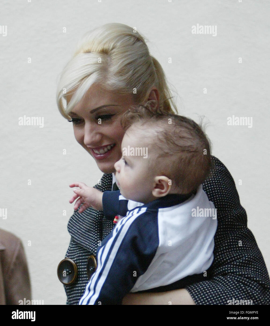 Gwen Stefani and Baby Kingston have Lunch  (credit image © Jack Ludlam) Stock Photo
