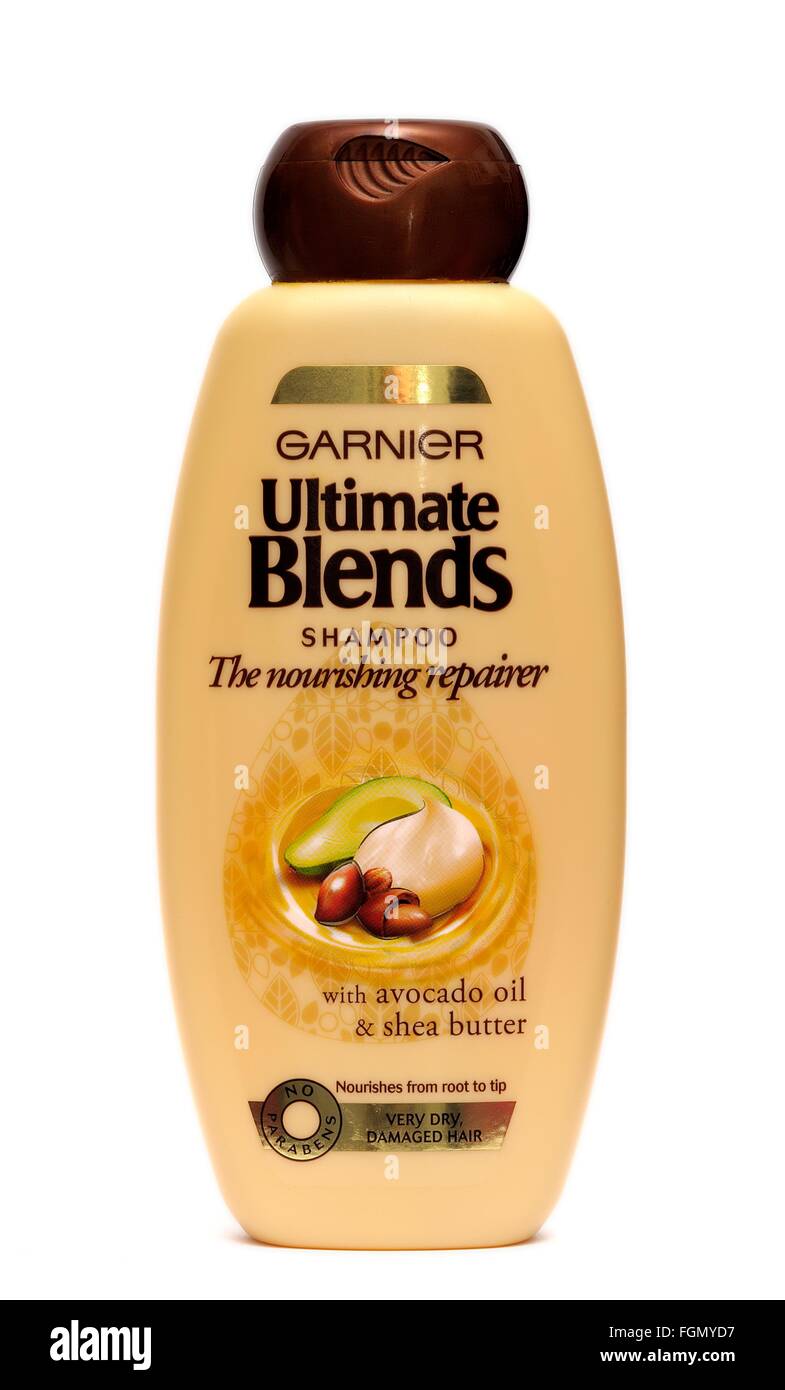 Garnier ultimate blends hair shampoo with avocado oil & shea butter Stock  Photo - Alamy