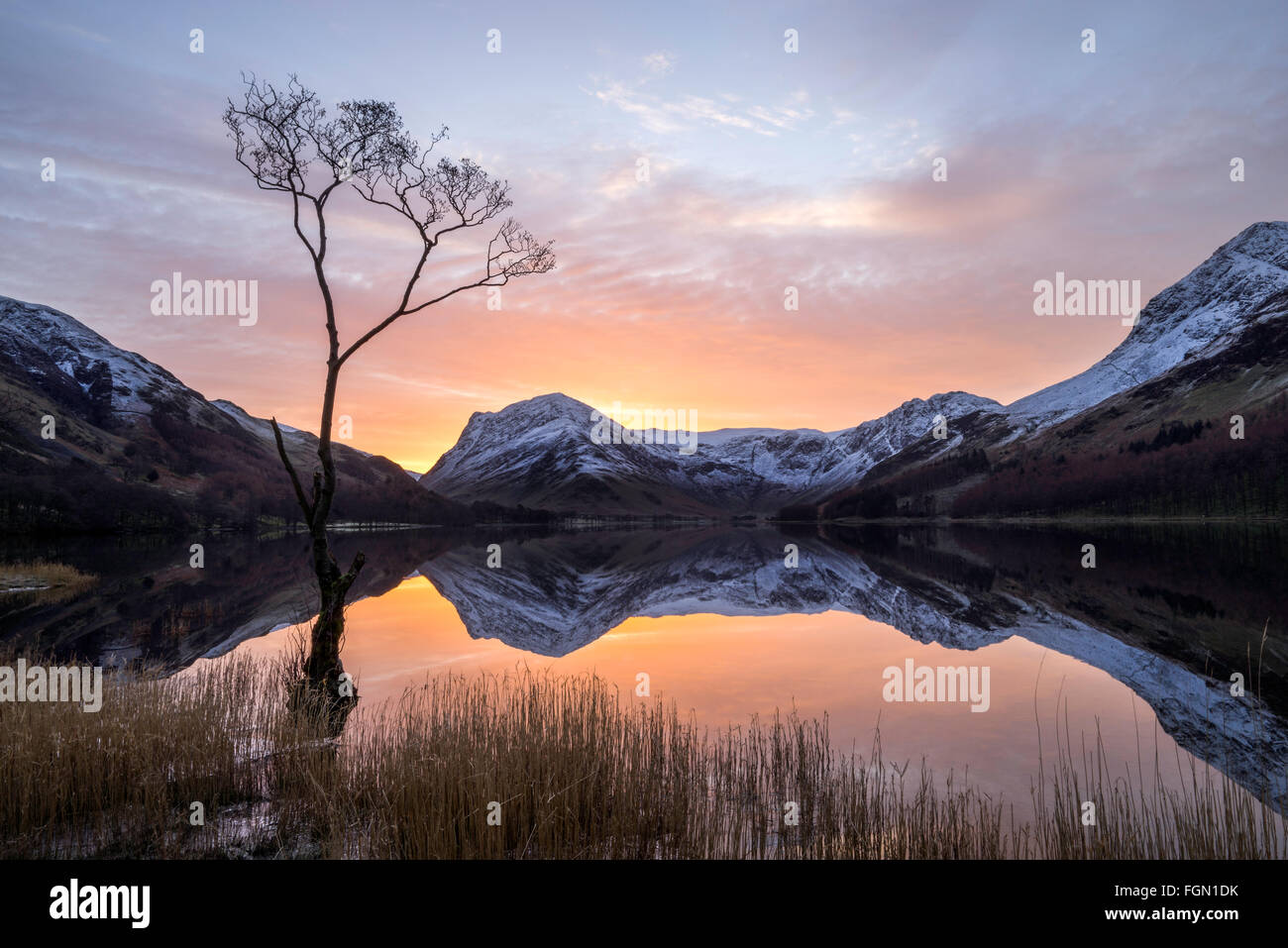 Beautiful sunrise over Buttermere in the English Lake District Stock Photo