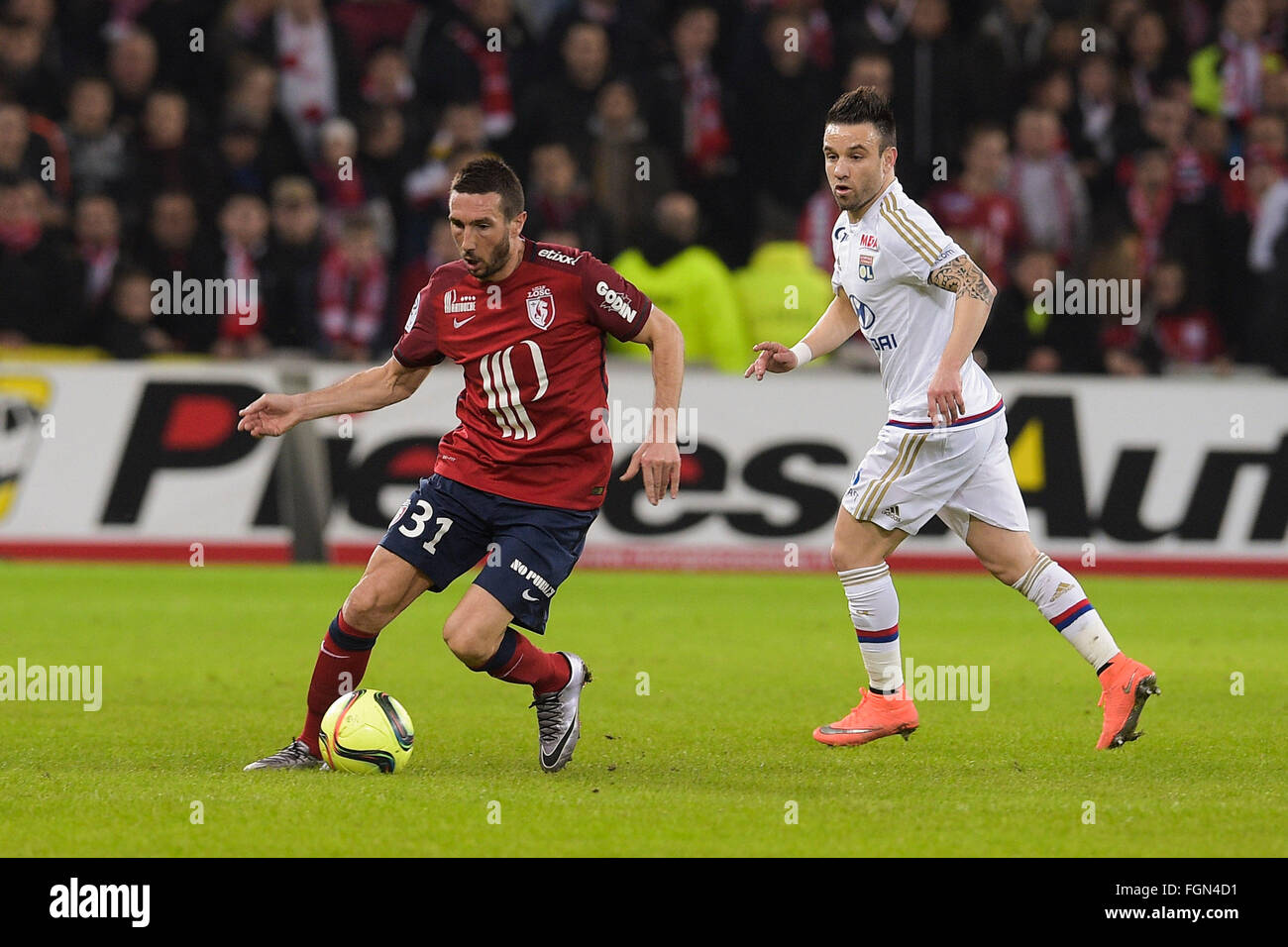 Lille, France. 21st Feb, 2016. French League 1 football. Lille versus Lyon. AMALFITANO Morgan (Losc) Credit:  Action Plus Sports/Alamy Live News Stock Photo