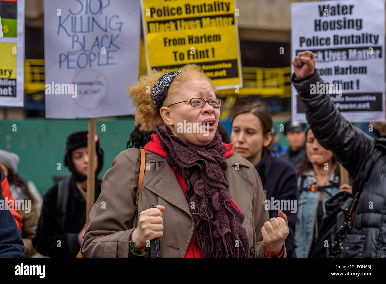 New York, United States. 21st Feb, 2016. Terri from from People's Power Assembles speaking at NYC Solidarity Rally for Flint Credit:  Erik Mc Gregor/Pacific Press/Alamy Live News Stock Photo