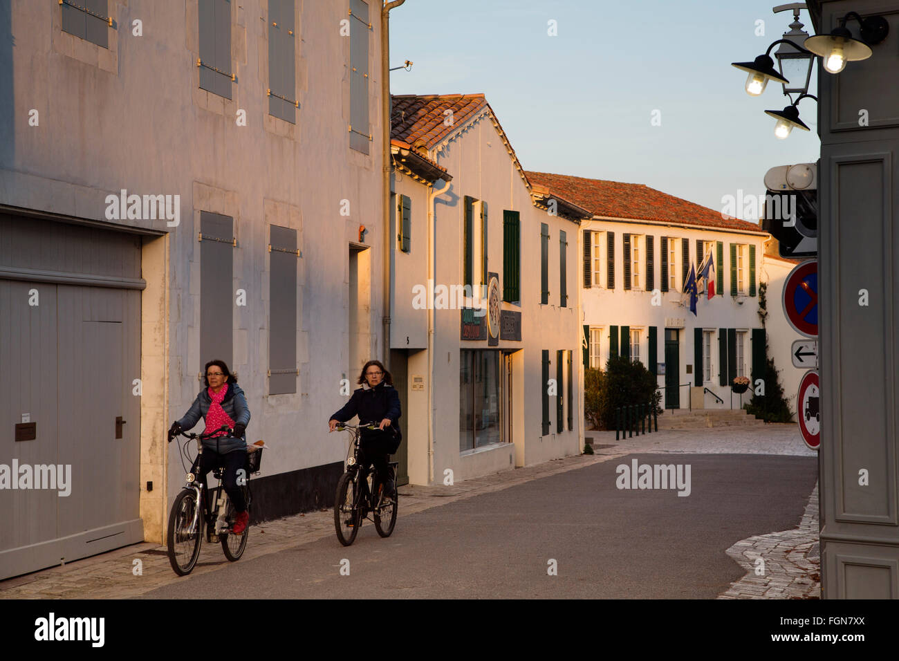 Street life Ile de Ré Charente-Maritime France Stock Photo