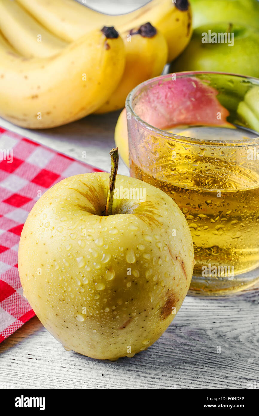 Nonalcoholic apple juice to their fresh crop of green apples Stock