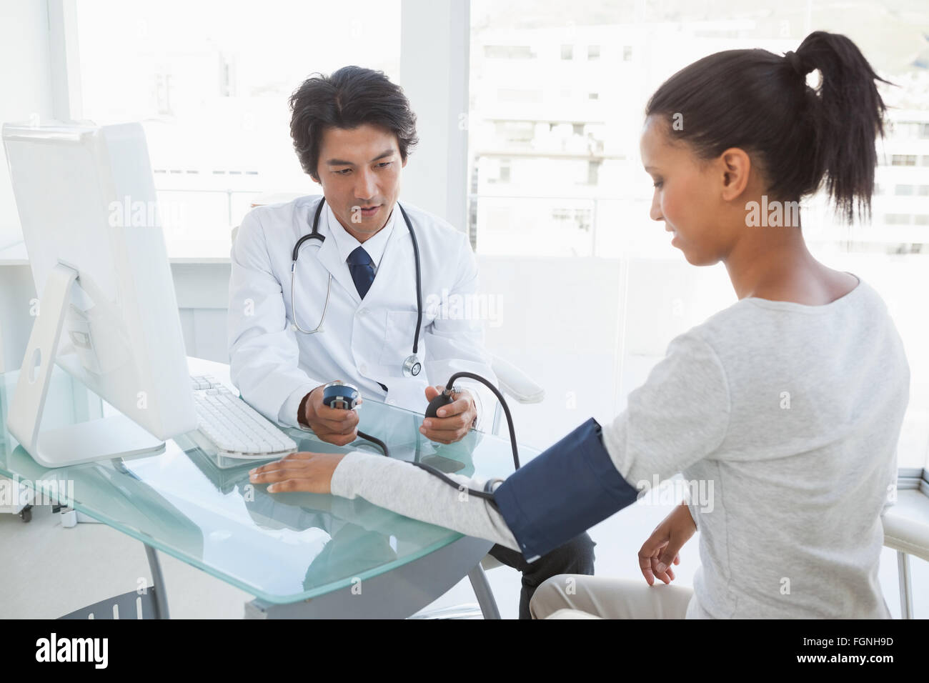 African test blood pressure hi-res stock photography and images - Alamy