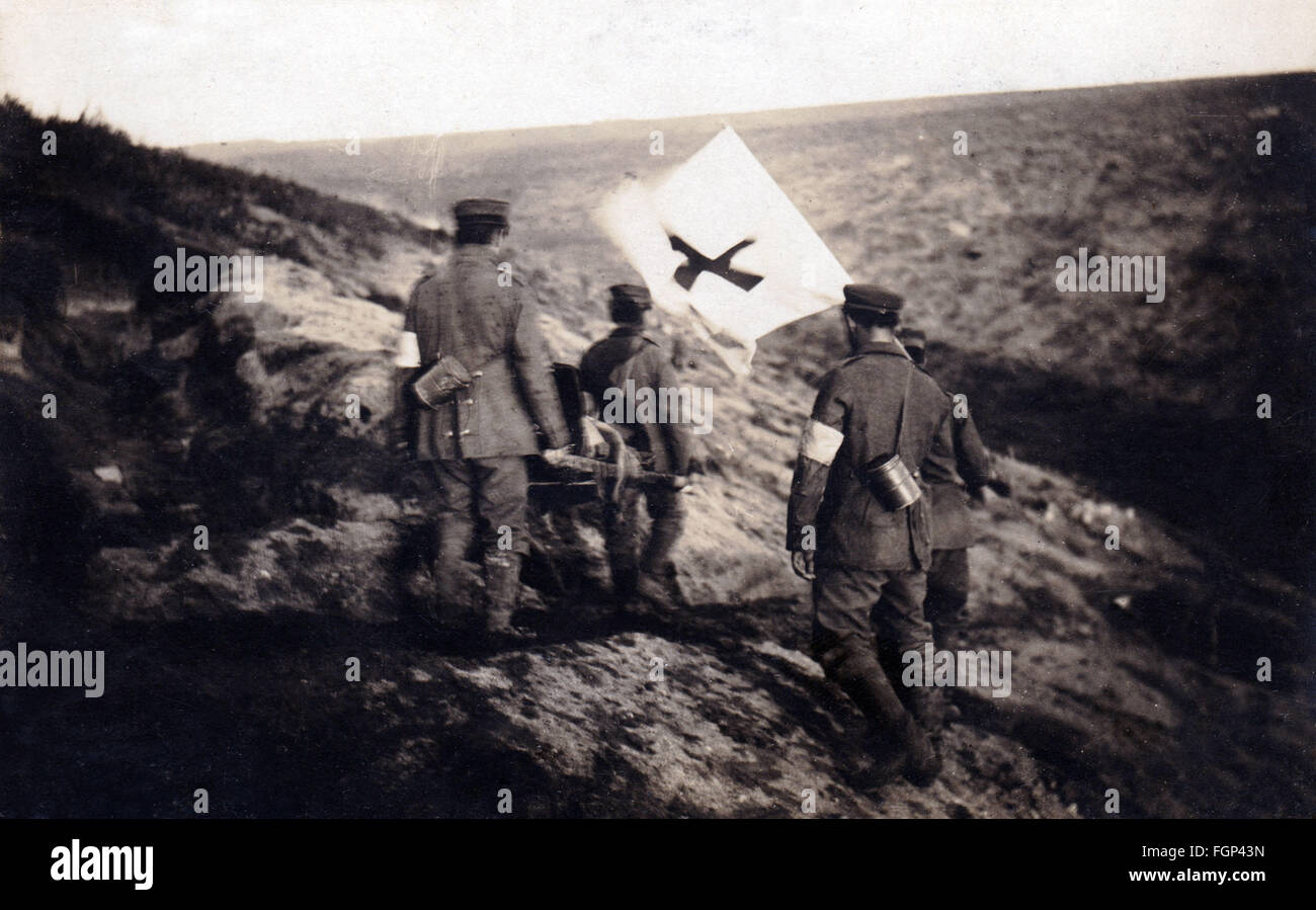 Battle of Verdun 1916 - Evacuation of wounded - Ambulance Stock Photo