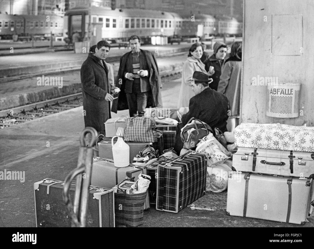 geography / travel, Germany, people, arrival of Greek foreign workers, central station, Munich, 1965, Additional-Rights-Clearences-Not Available Stock Photo