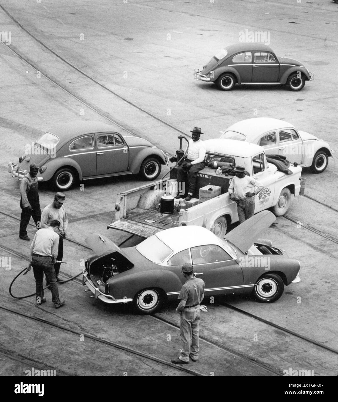 transport / transportation, car, vehicle variants, Volkswagen, VW beetle, refuelling of freshly imported vehicles, harbour, Houston, 1960s, Additional-Rights-Clearences-Not Available Stock Photo