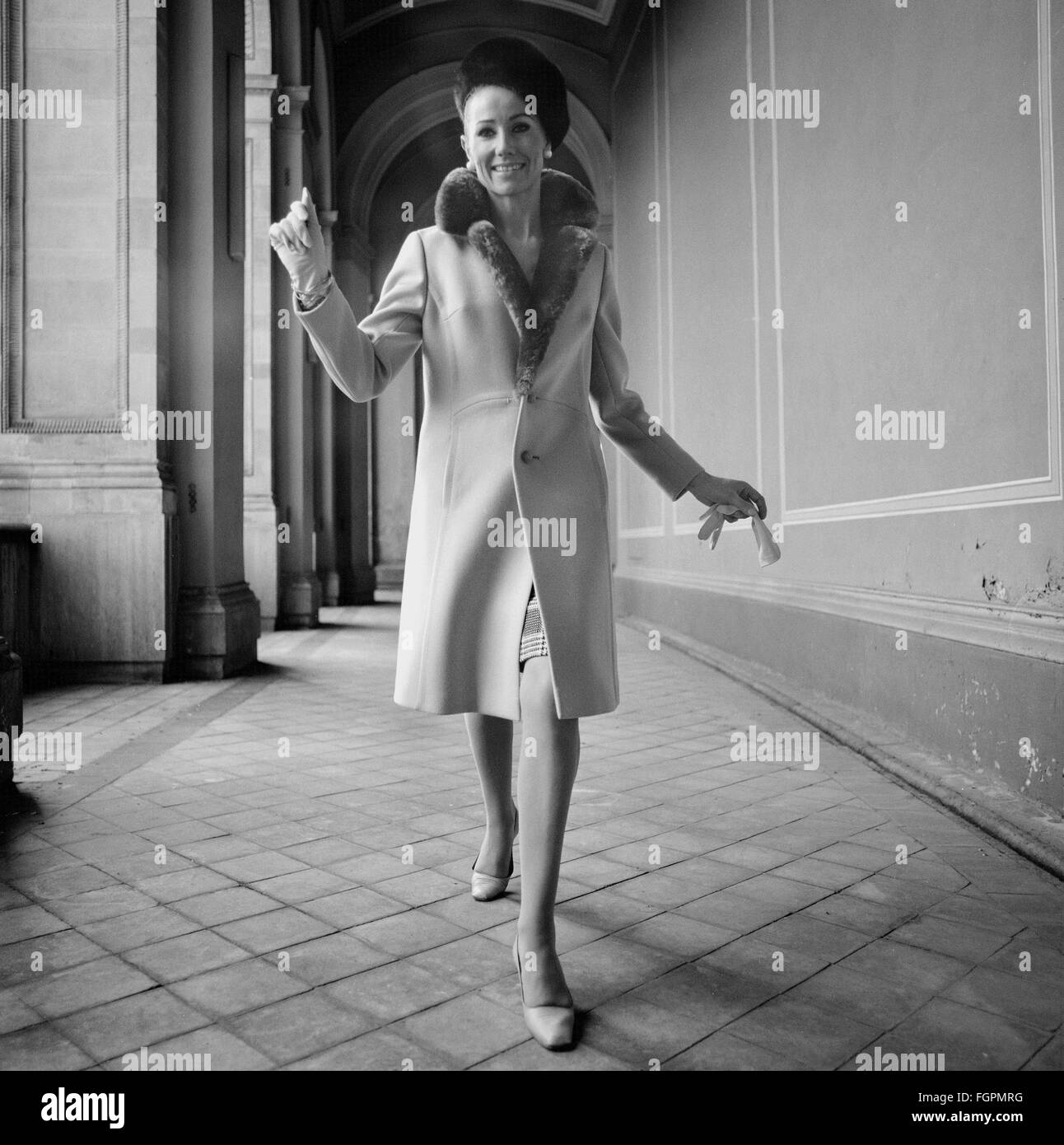fashion, ladies' fashion, woman in jacket with fur collar, circa 1970, Additional-Rights-Clearences-Not Available Stock Photo