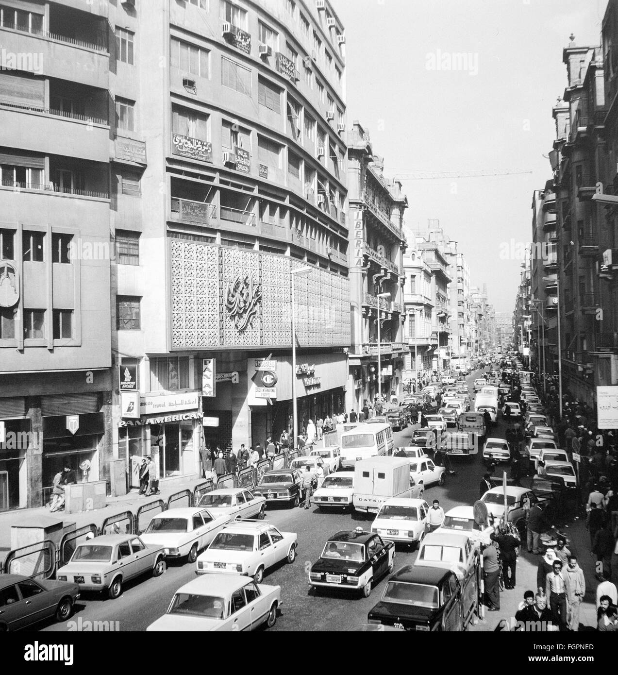 Cairo egypt 1970s Black and White Stock Photos & Images Alamy