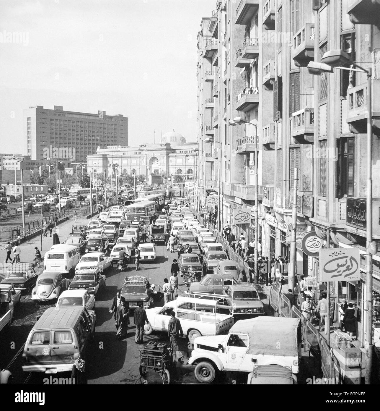 Cairo egypt 1970s Black and White Stock Photos & Images Alamy