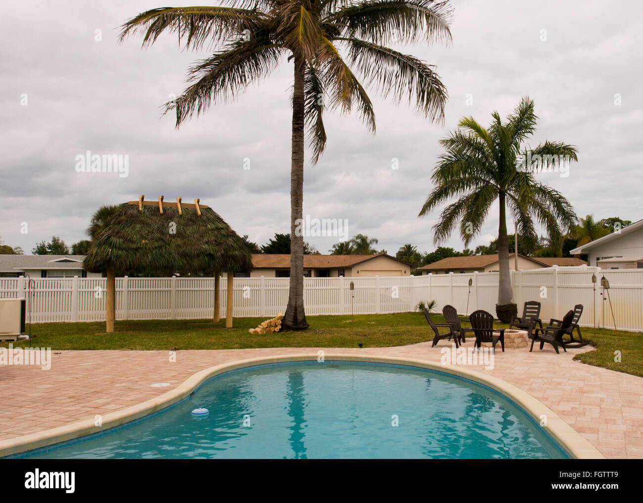 Building A Backyard Tiki Hut In Florida Stock Photo 96432681 Alamy