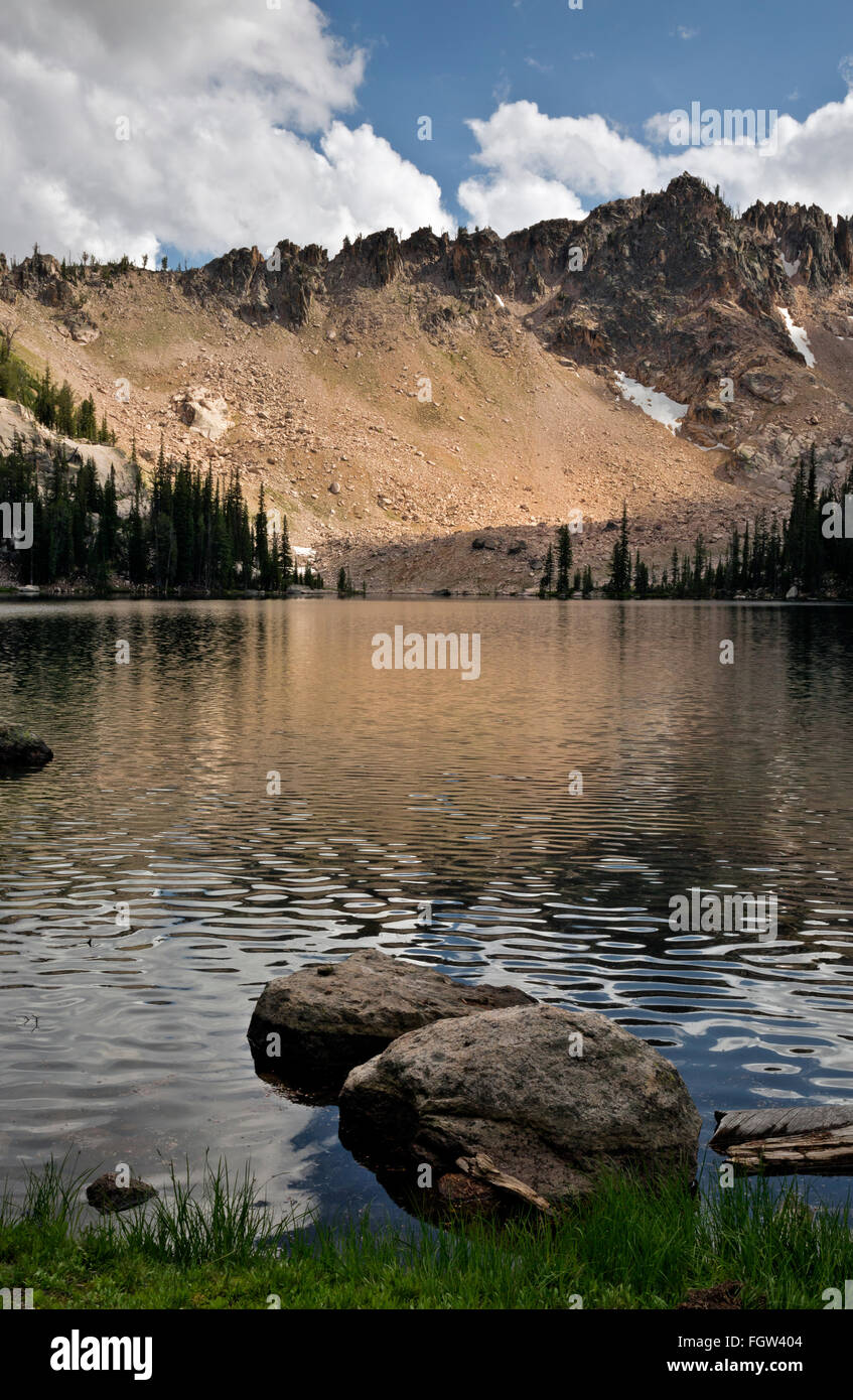 Upper baron lake hi-res stock photography and images - Alamy