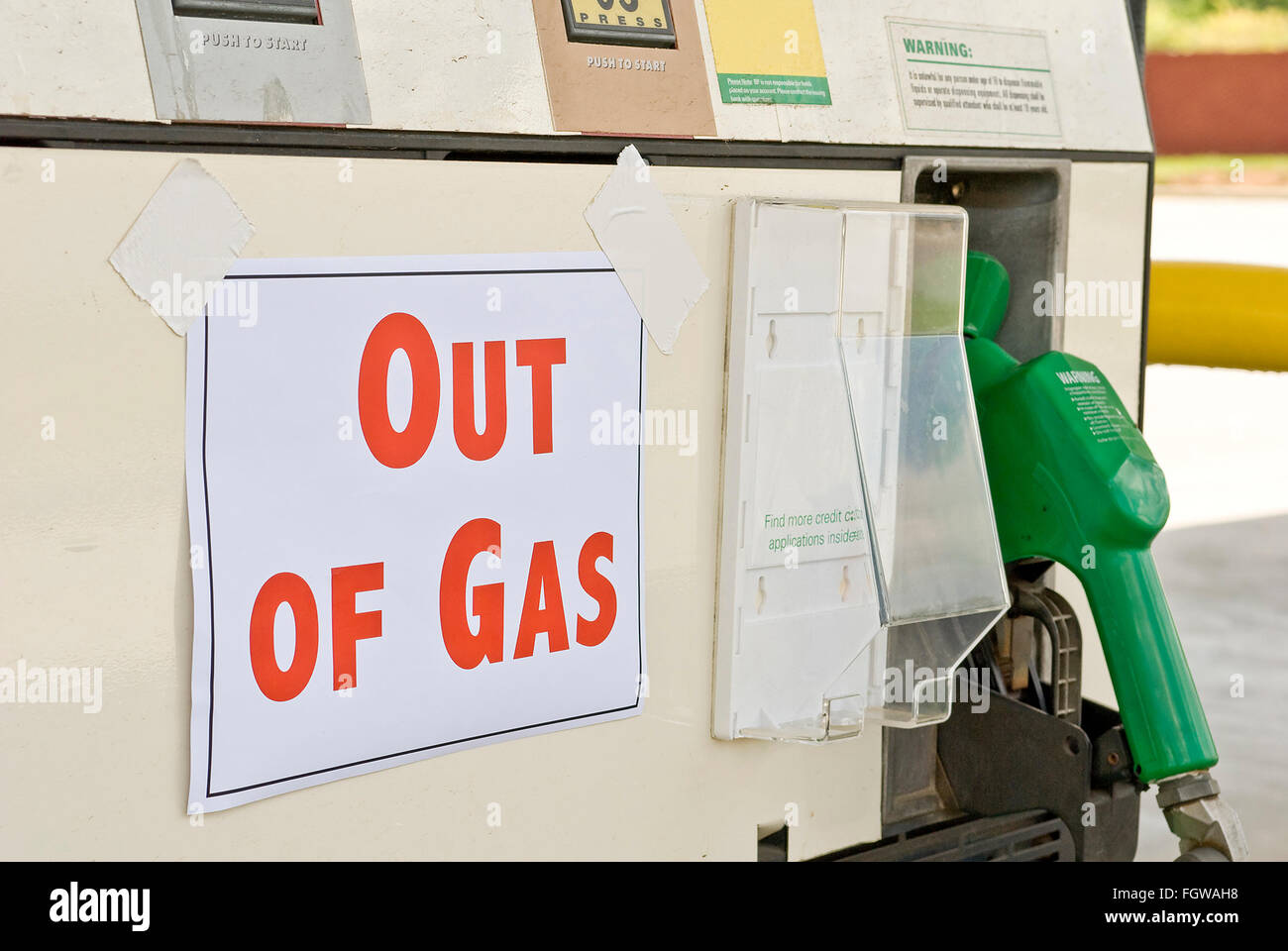 Out of gas hires stock photography and images Alamy