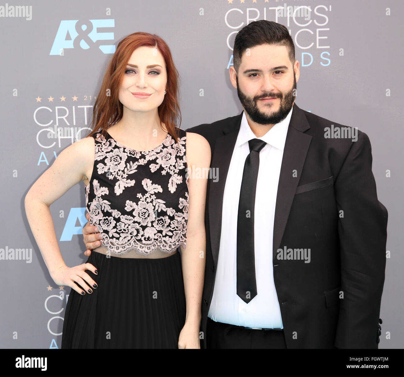 Celebrities attend The 21st Annual Critics' Choice Awards at Barker Hangar.  Featuring: Bree Essrig, Steve Zaragoza Where: Los Angeles, California,  United States When: 17 Jan 2016 Stock Photo - Alamy