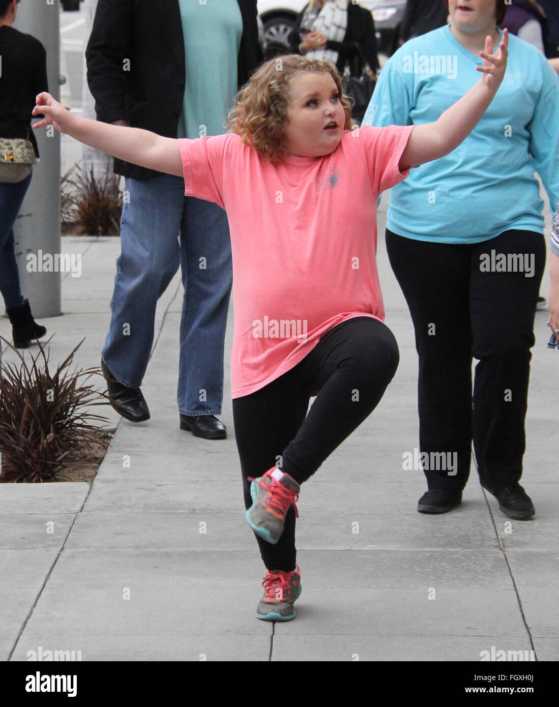 'Honey Boo Boo' Star Alana Thompson filming with Mama June and family ...
