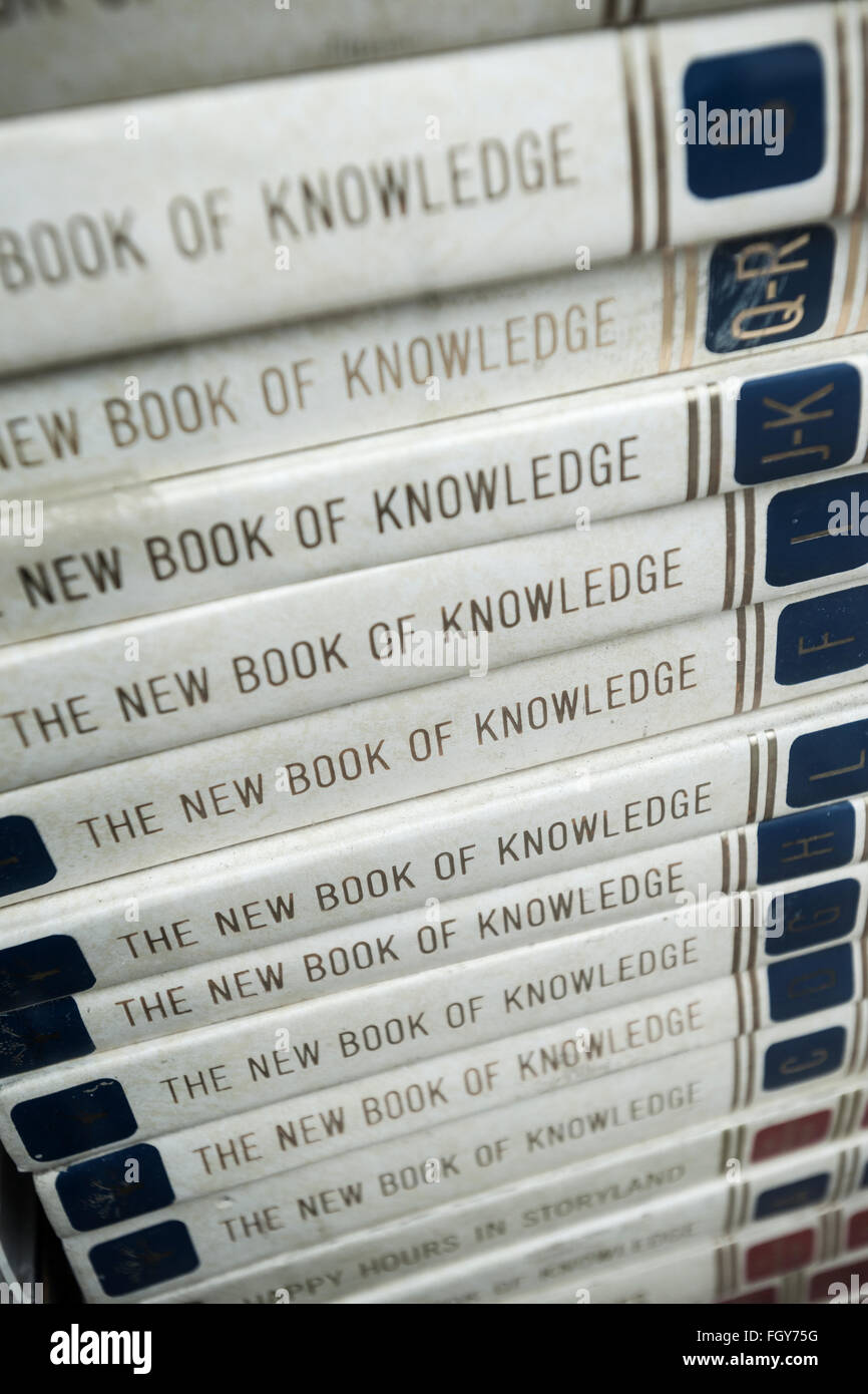 Second hand copies of the Book of Knowledge Encyclopedia are offered for sale in a thrift store in New York on Sunday, February 21, 2016.  (© Richard B. Levine) Stock Photo
