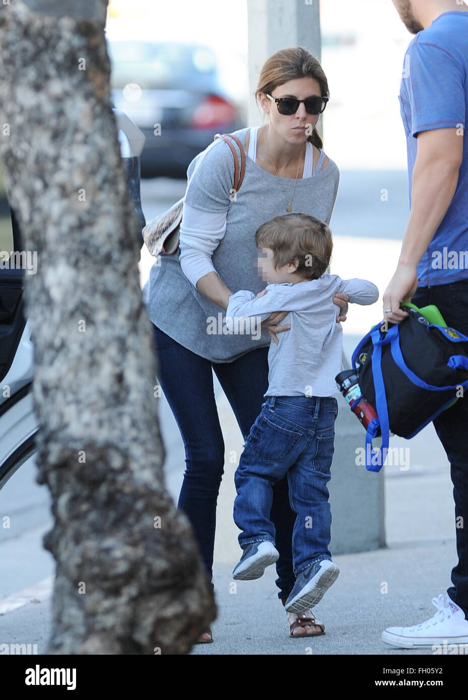 Actress JamieLynn Sigler out for the first time after revealing she