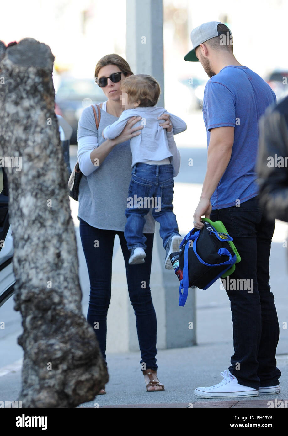 Actress JamieLynn Sigler out for the first time after revealing she