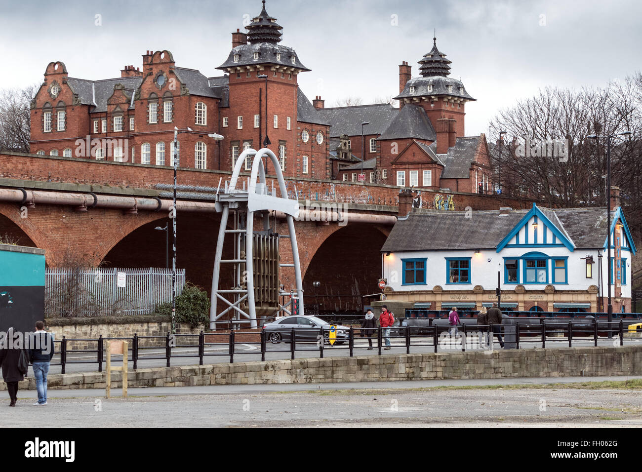 The Tyne Bar, Ouseburn tidal barrage, former Ouseburn School and viaduct at the confluence of the Ouseburn and Tyne Stock Photo