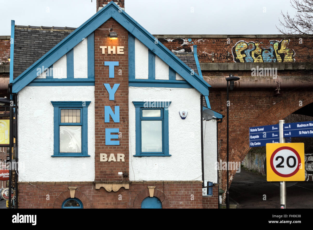 The Tyne Bar pub near Newcastle’s Quayside and the confluence of the Ouseburn and Tyne Stock Photo