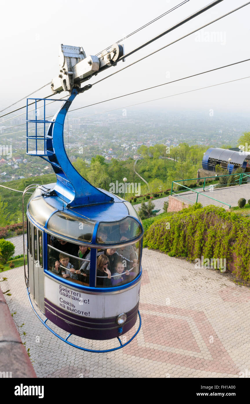 The Kök-Töbe cable car runs from beside the Palace of the Republic on  Dostyq up to Kök-Töbe (Green Hill), Almaty, Kazakhstan Stock Photo - Alamy